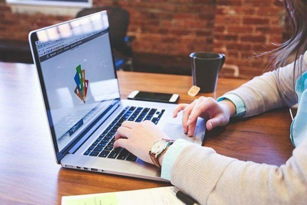 How to Organize a PowerPoint Sales Presentation