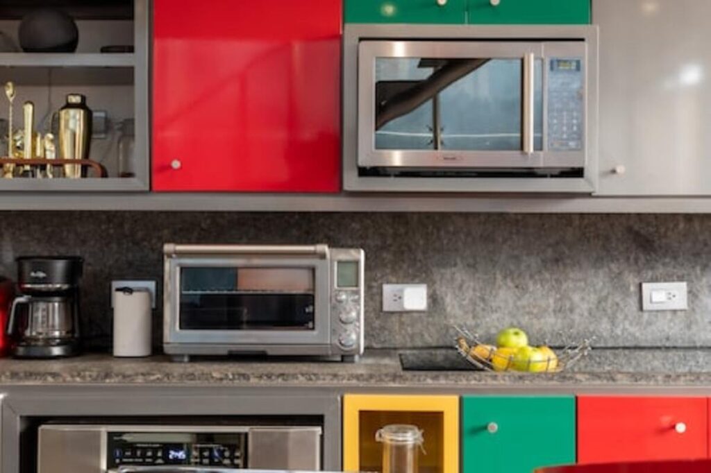 Hotpoint Microwave Grill