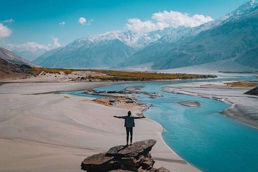 How To Travel Abroad For Free
