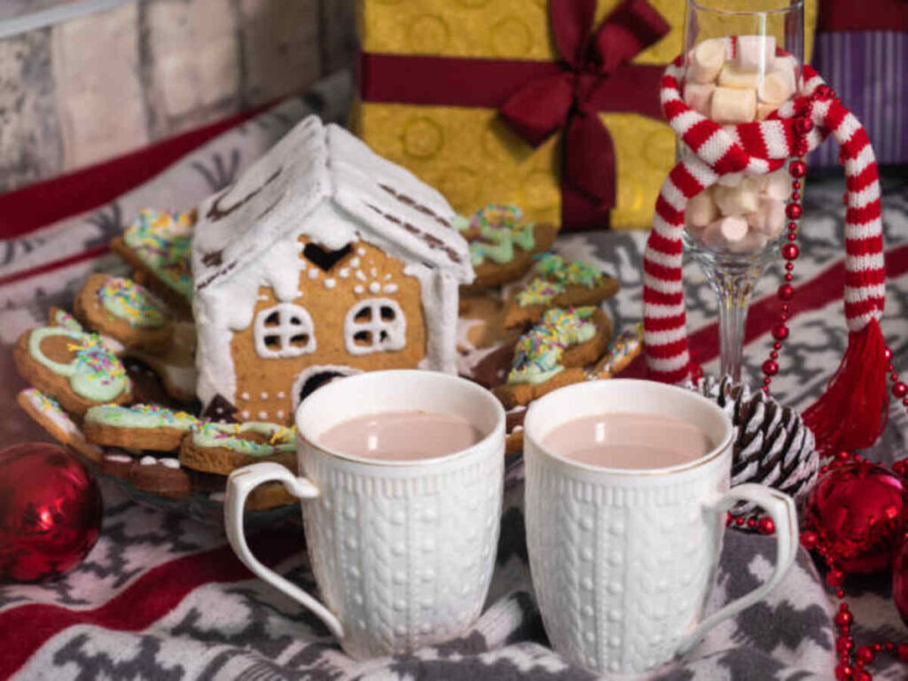 Gingerbread House Mug Toppers