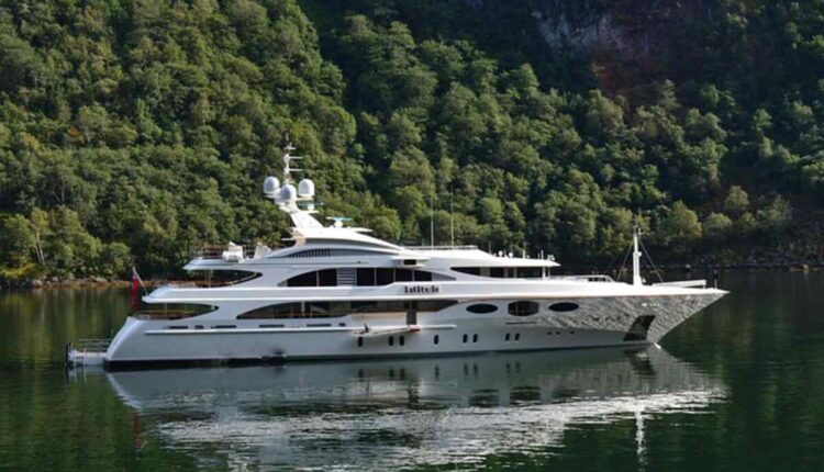 yacht charter